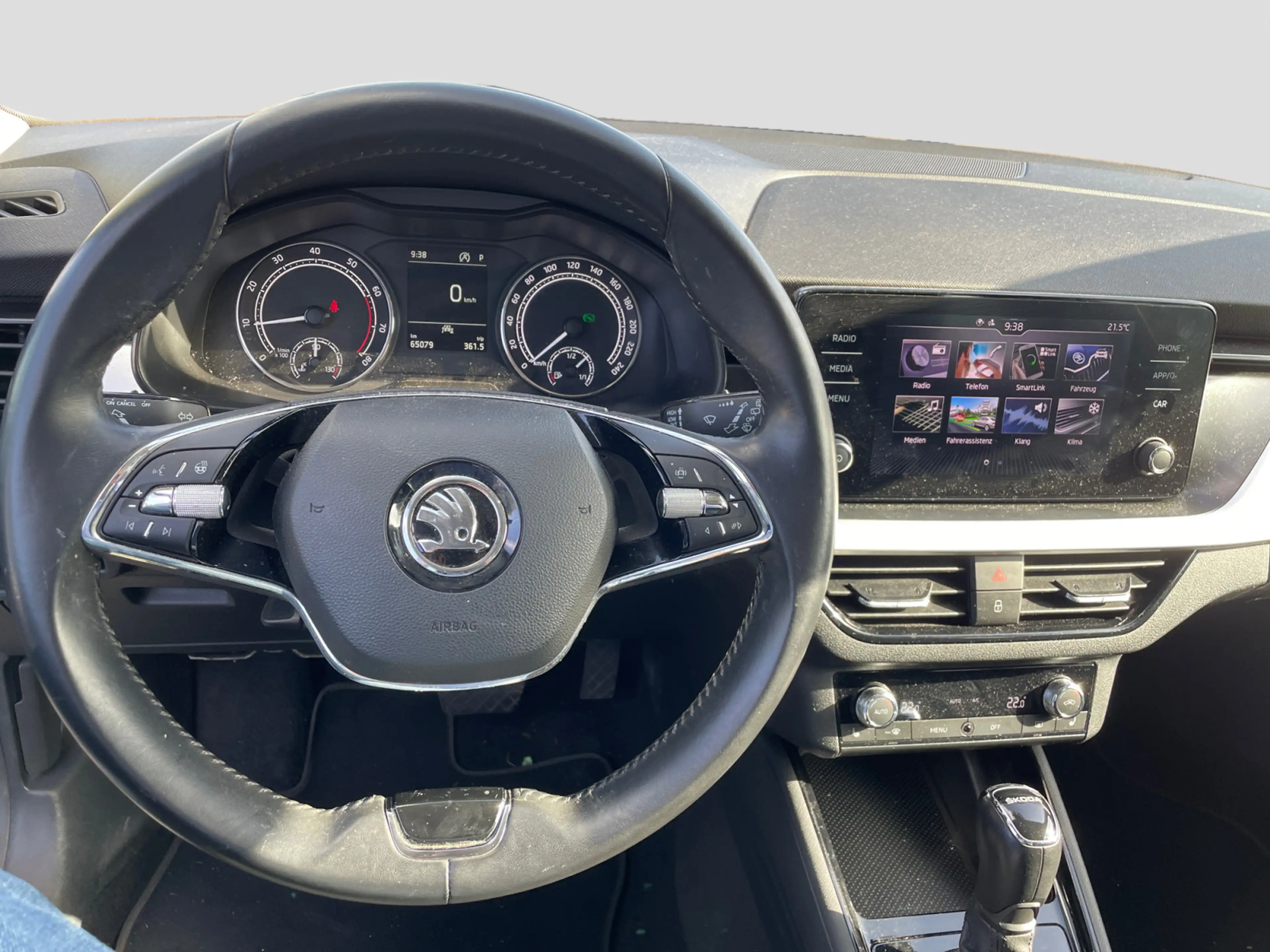 Skoda Scala Ambition 1.0TSI DSG Mirror Link LED PDC SH — photo 9