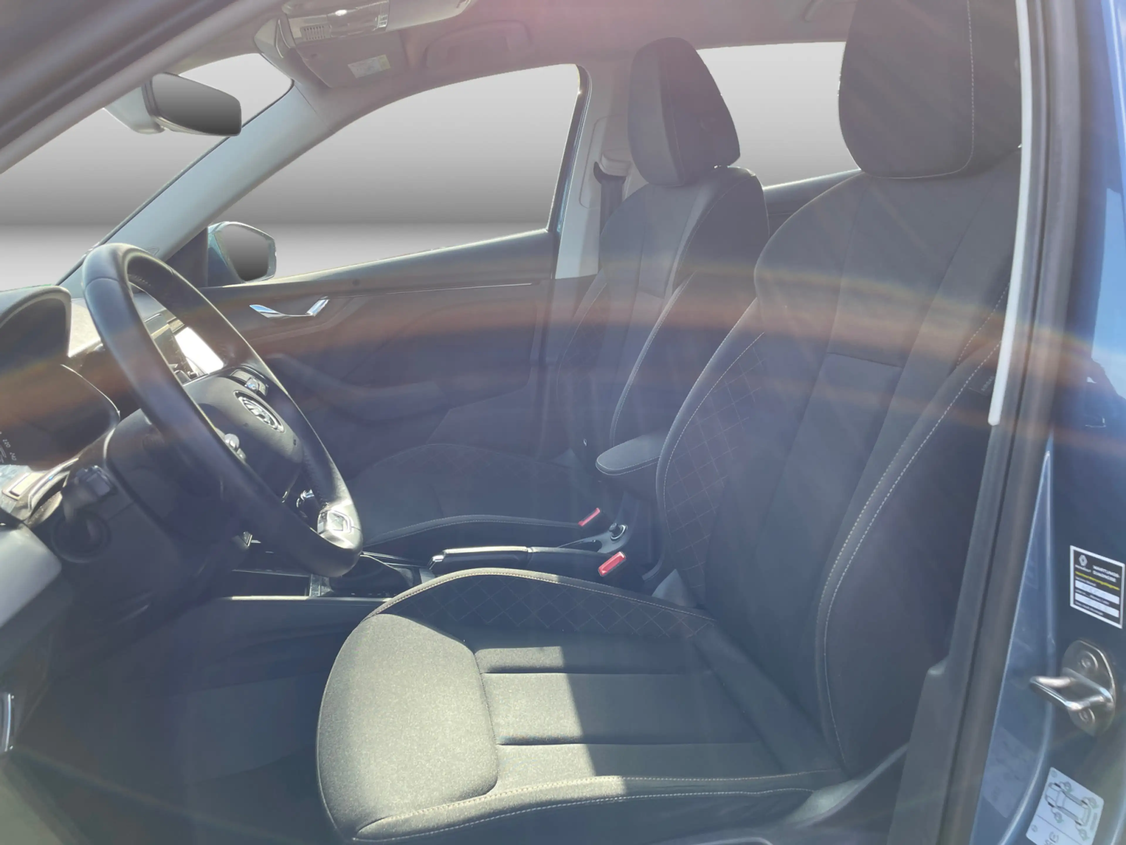 Skoda Scala Ambition 1.0TSI DSG Mirror Link LED PDC SH — photo 14
