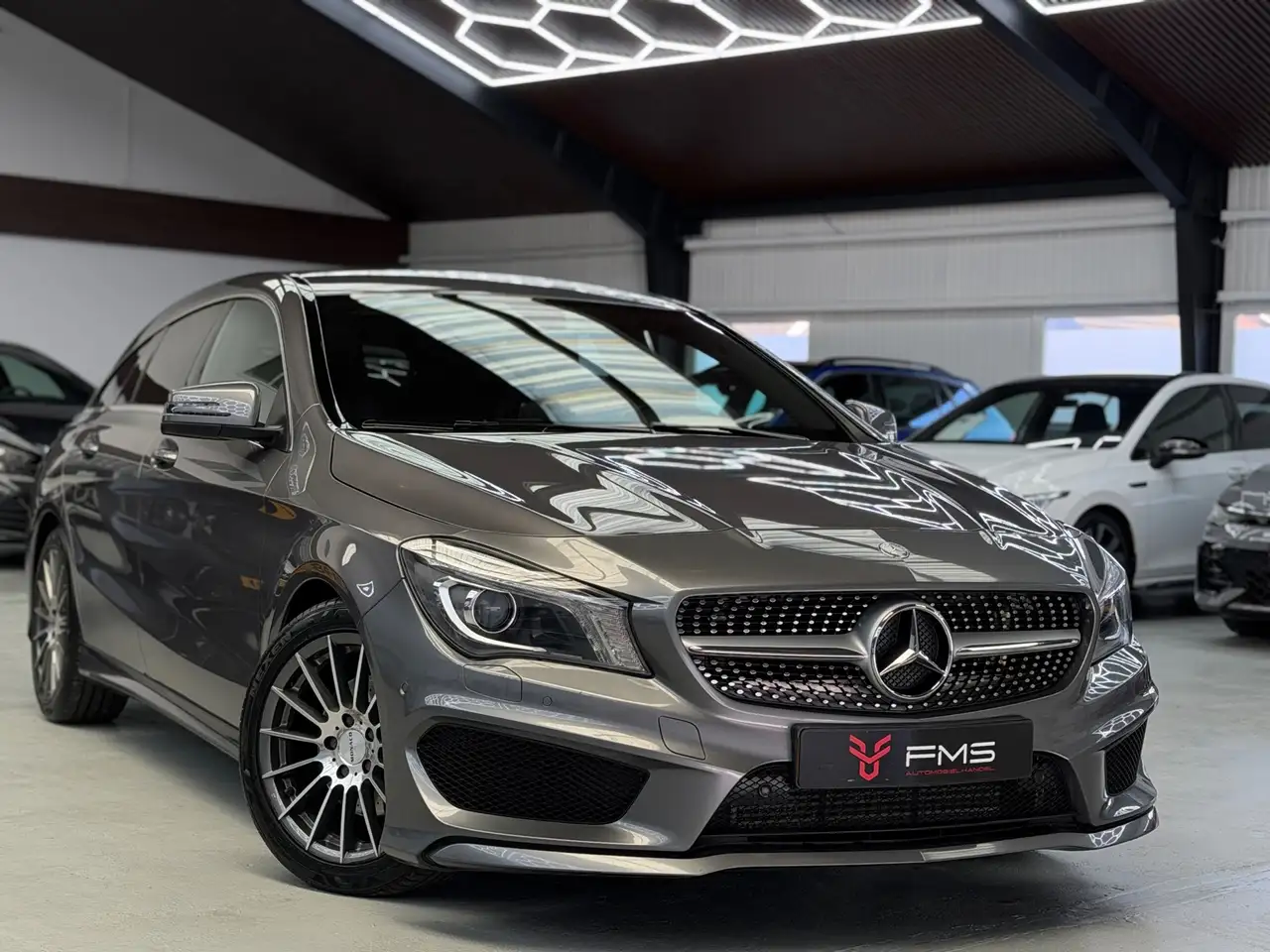 Mercedes-Benz CLA 200