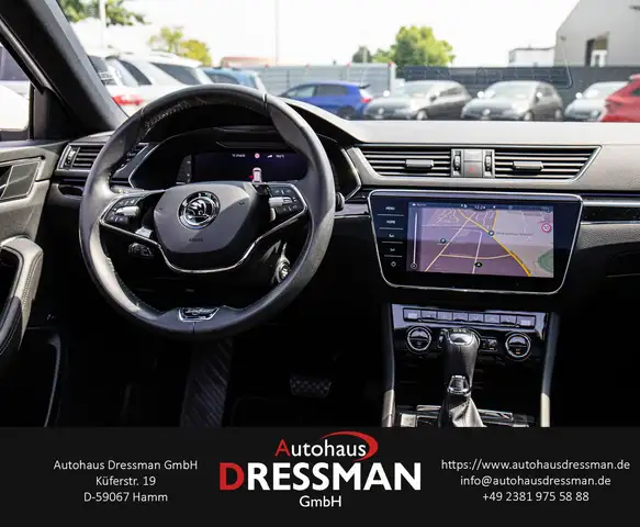 Skoda Superb view 15