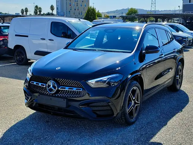 Mercedes-Benz GLA 200 d automatic