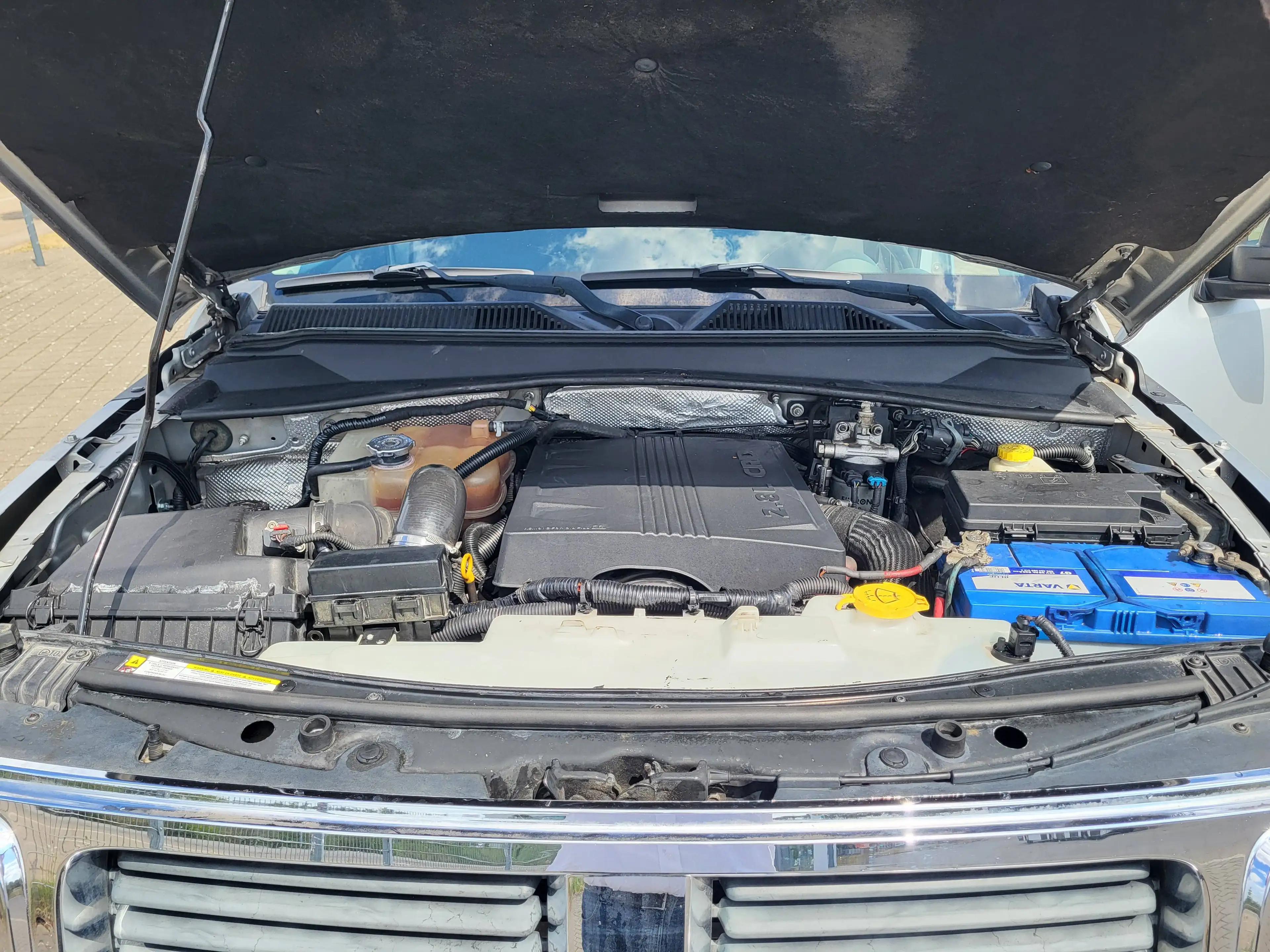 Dodge Nitro Nitro Diesel 2.8 CRD DPF Automatik SXT — photo 9