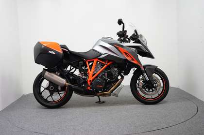 KTM 1290 Super Duke GT