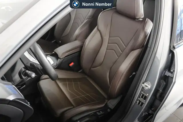 BMW 1 Series view 14