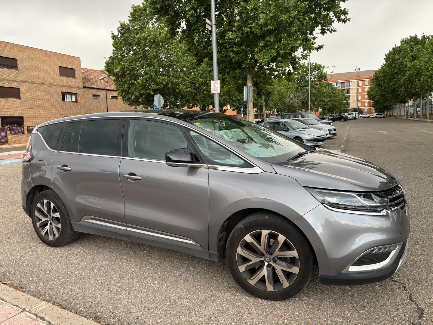 Renault Espace Espace 1.6dCi TT Energy Zen EDC 118kW Zen Gris - 2
