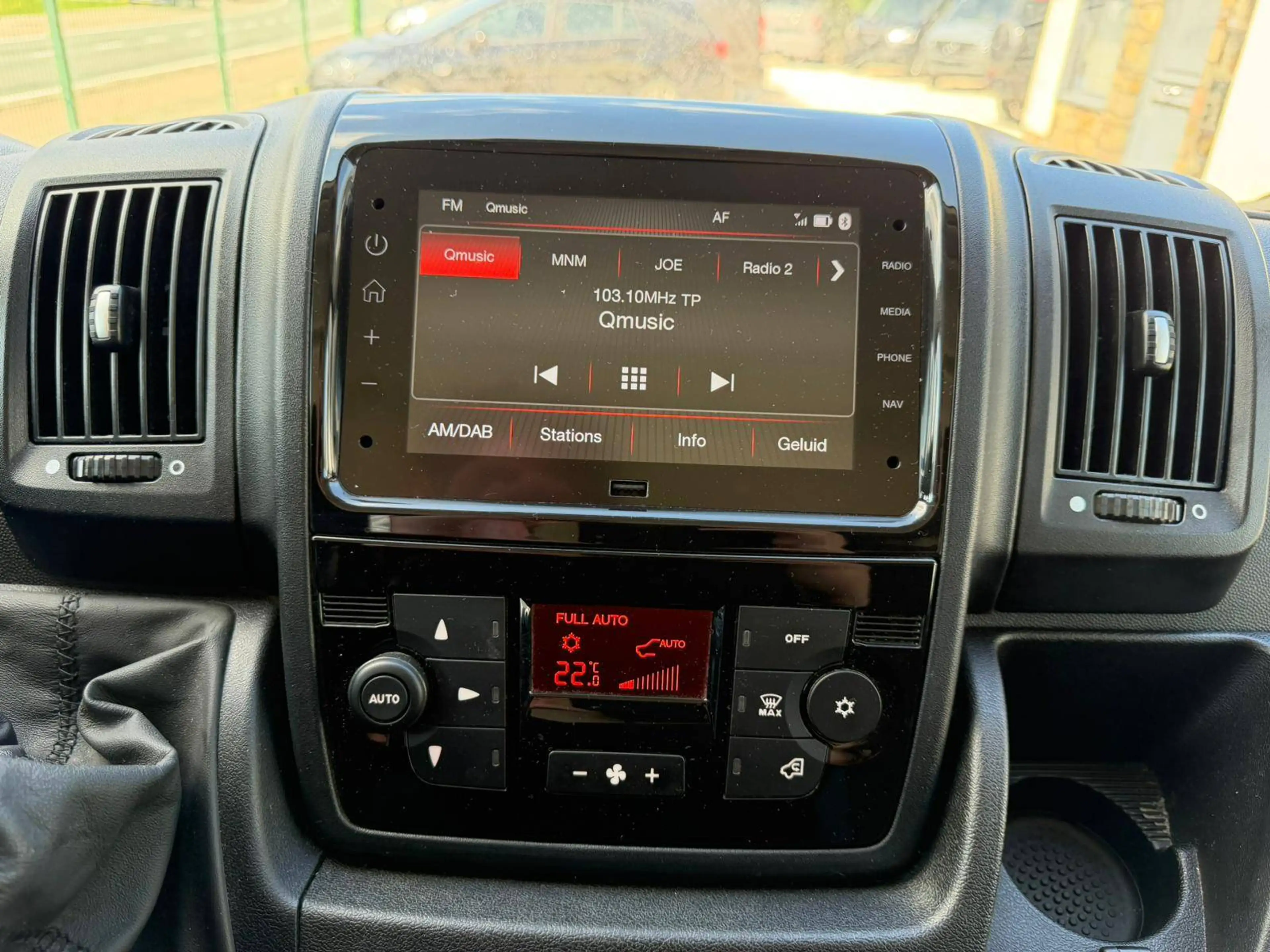 Peugeot Boxer 2.2HDI * L2H1 * CAMERA * AUT AIRCO * GPS * APPLE CARPLAY * BLIS * 16500+BTW — photo 15