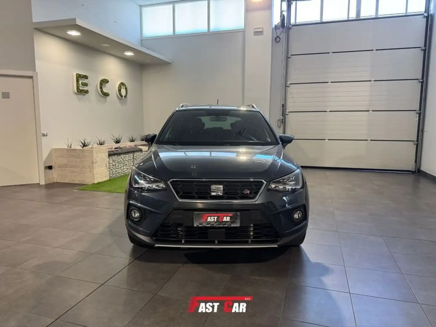 SEAT Arona 1.0 TGI FR 90cv Grigio - 2