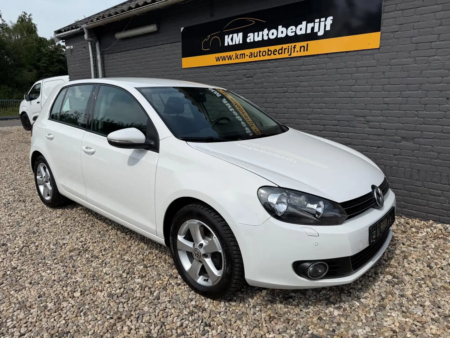 Volkswagen Golf 1.8 TSI Highline Automaat *PDC*Clima*Nav*NieuweApk Wit - 2