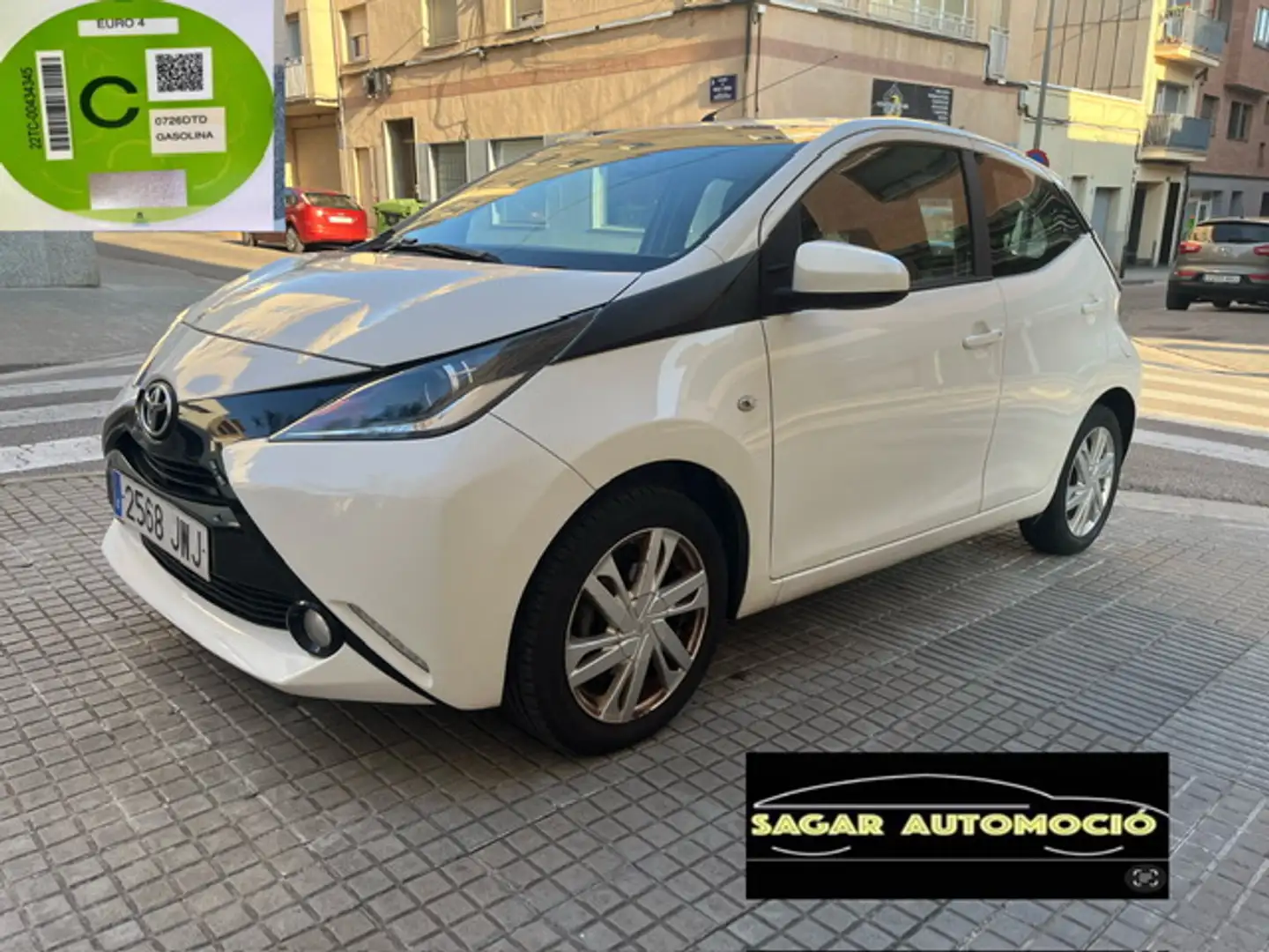 Toyota Aygo 1.0 VVT-i x-play Blanco - 1