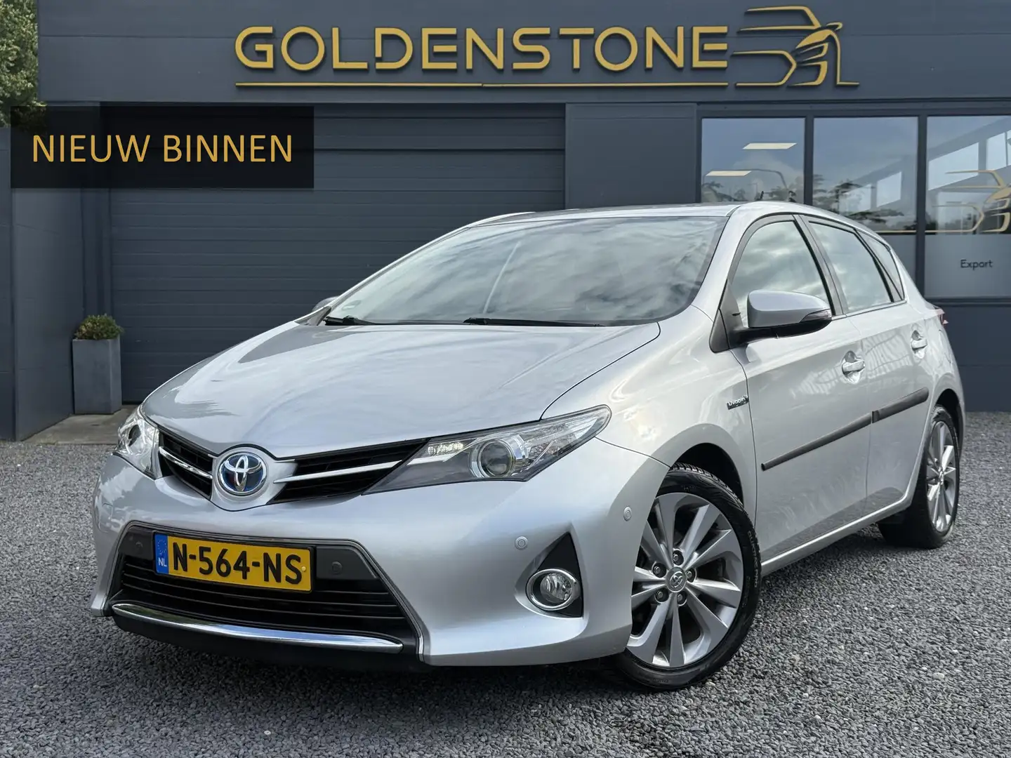 Toyota Auris 1.8 Hybrid Executive 1e Eigenaar,Camera,Navi,Clima Grijs - 1