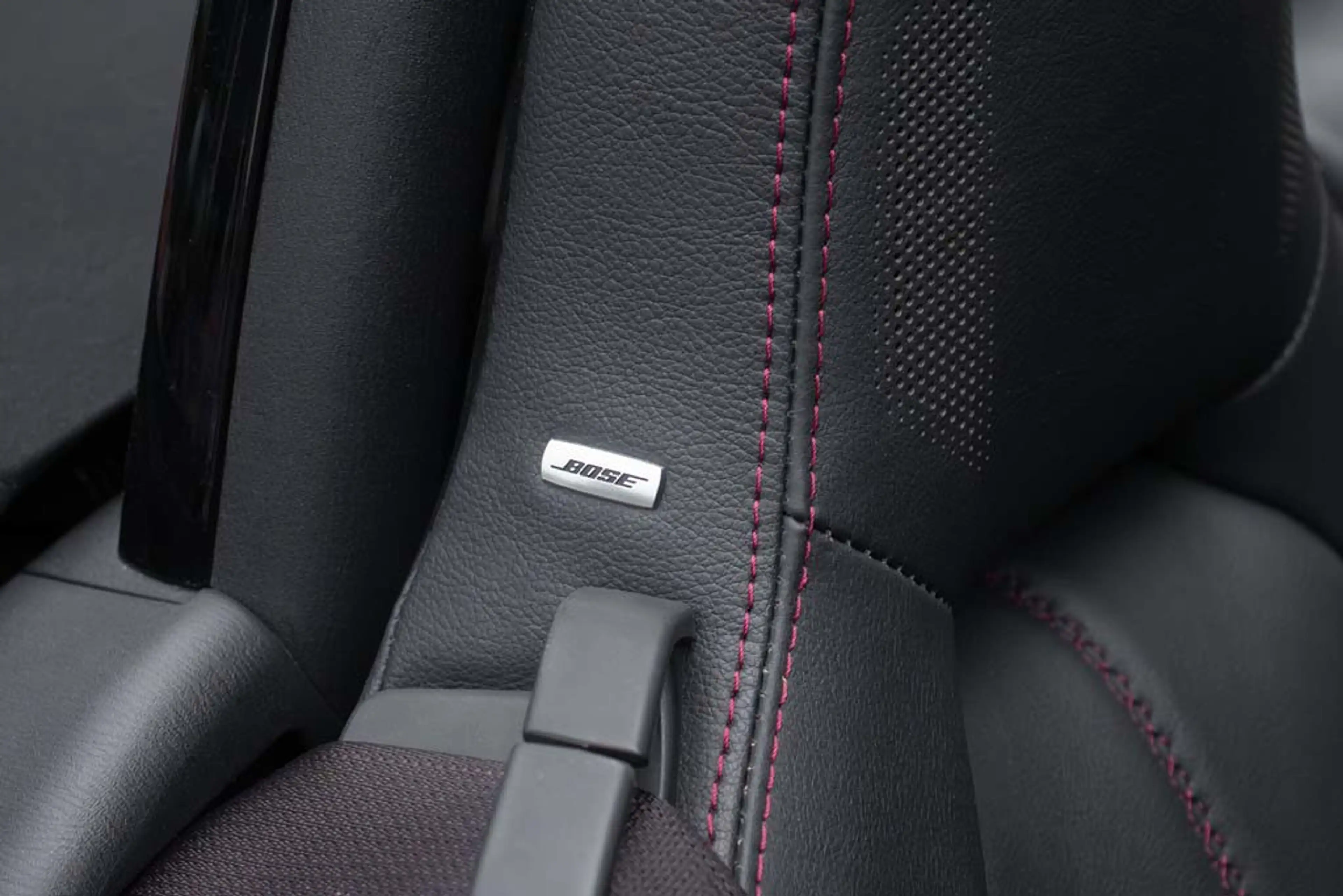 Mazda MX-5 ND 2.0l SkyActiv-G 160 GT-M Soul Red Metallic — photo 15