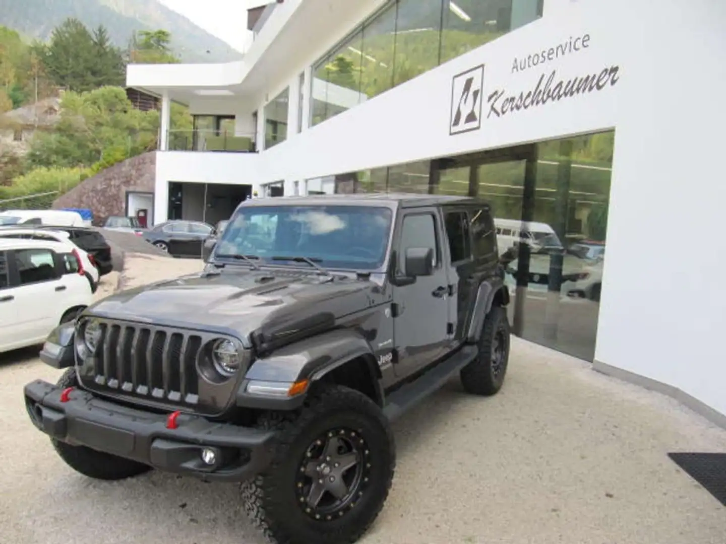 Jeep Wrangler 2.2 CRDi Sahara Unlimited Grigio - 2