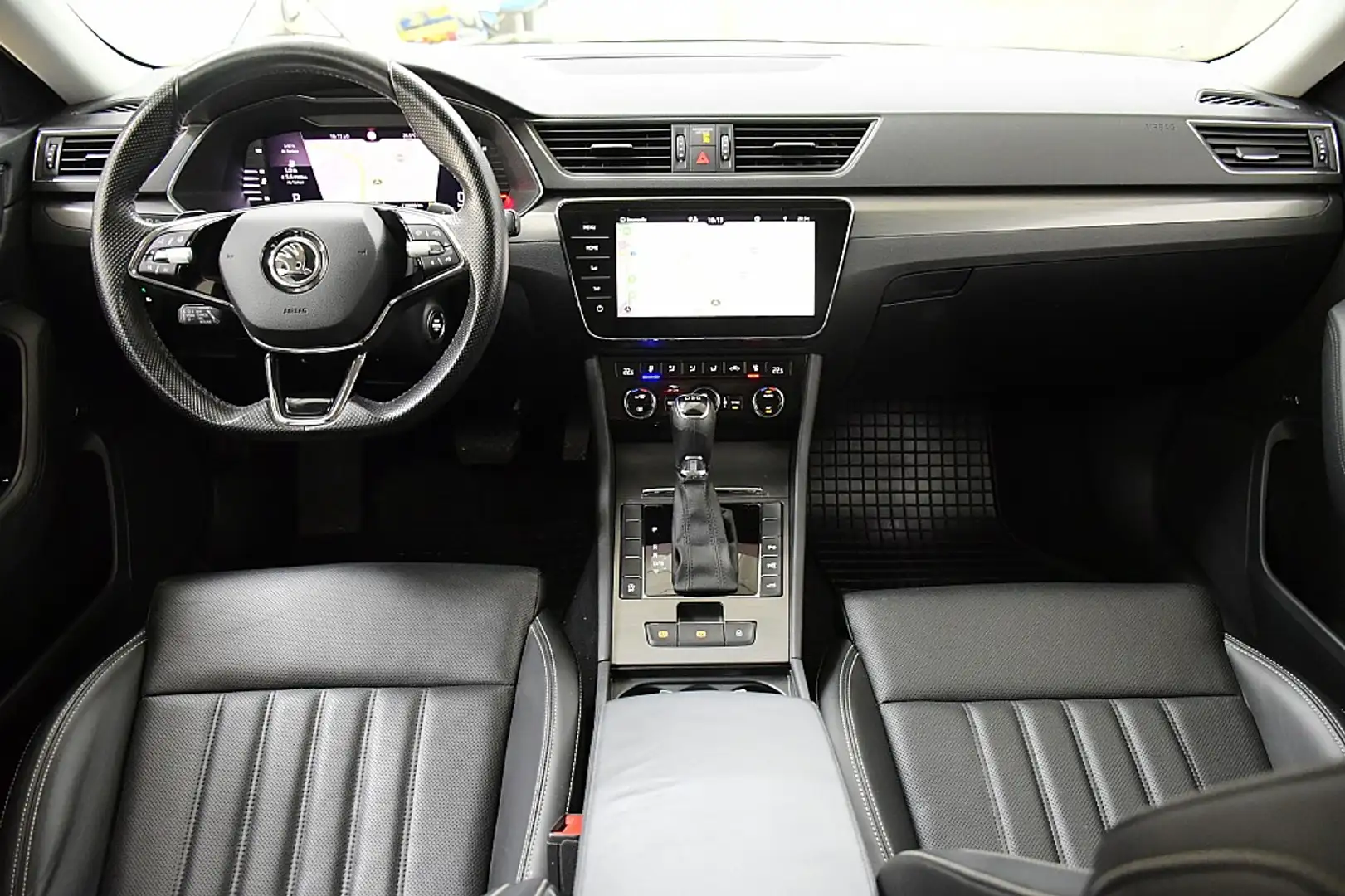 Skoda Superb Kombi 2,0 TDI Style DSG Albastru - 2