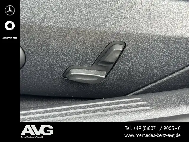 Mercedes-Benz C-Class view 21
