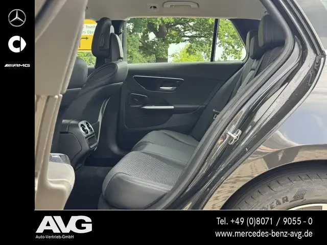 Mercedes-Benz C-Class view 13