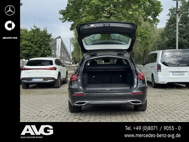 Mercedes-Benz C-Class view 7