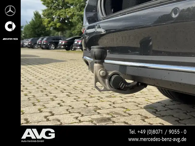 Mercedes-Benz C-Class view 16