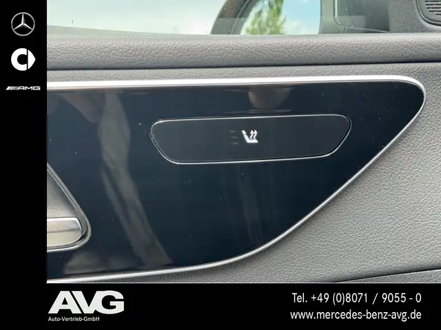Mercedes-Benz C-Class view 19