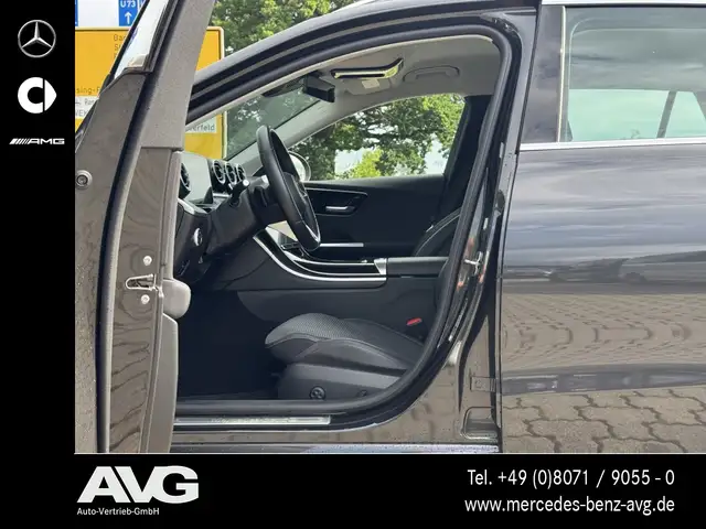 Mercedes-Benz C-Class view 10