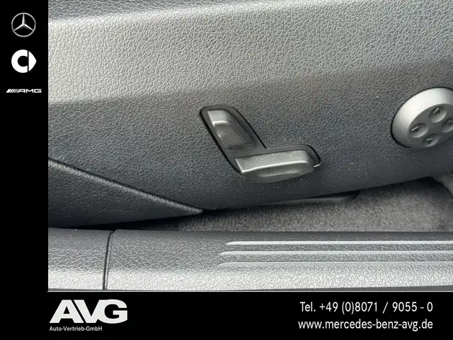 Mercedes-Benz C-Class view 22
