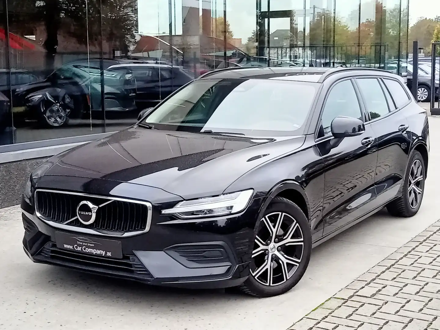 Volvo V60 V60 B3 DCT-7*GPS*PHONELINK*LEDER*DAB*DIG.CP Nero - 2