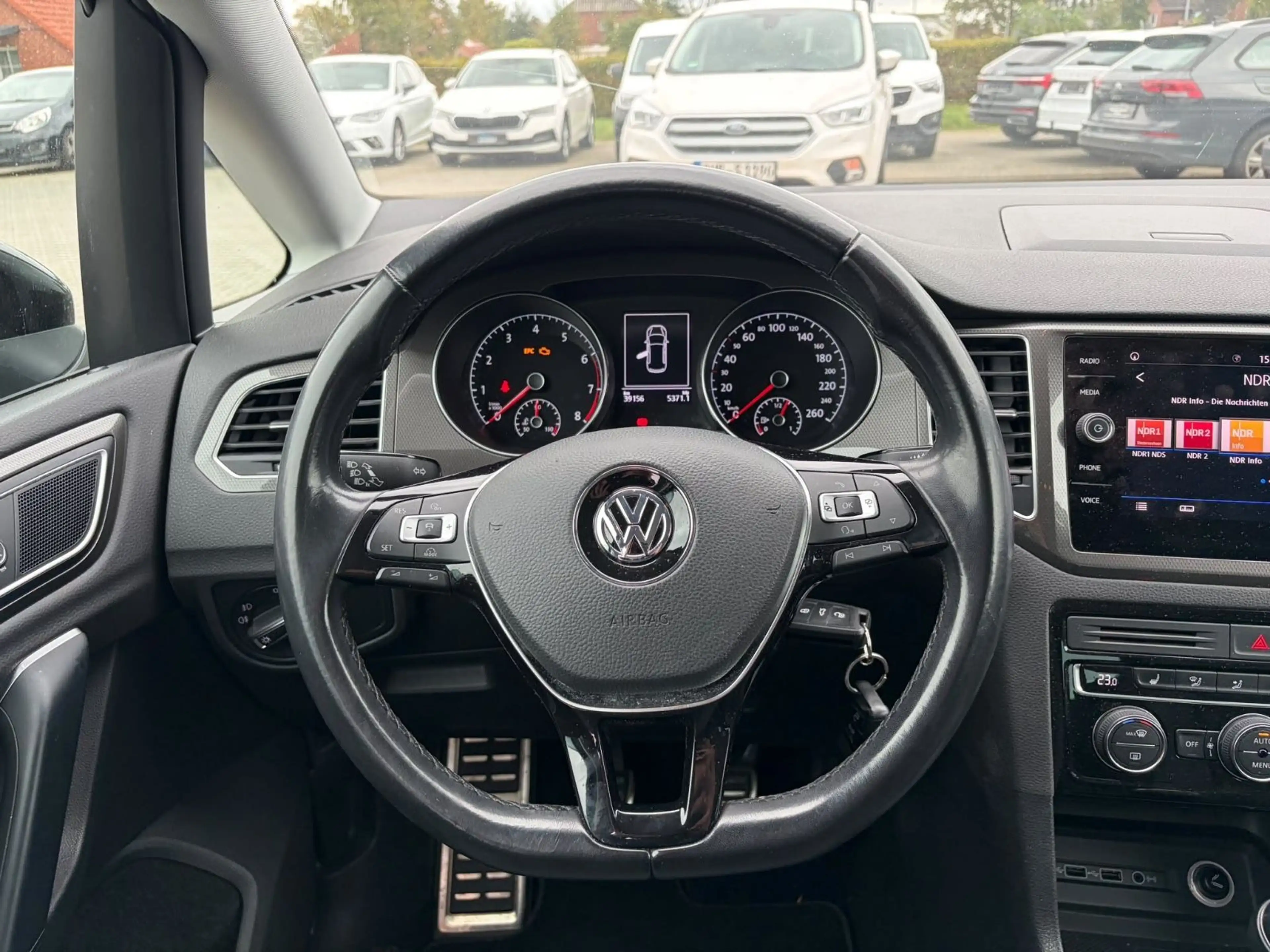 Volkswagen Golf Sportsvan VII Join — photo 9
