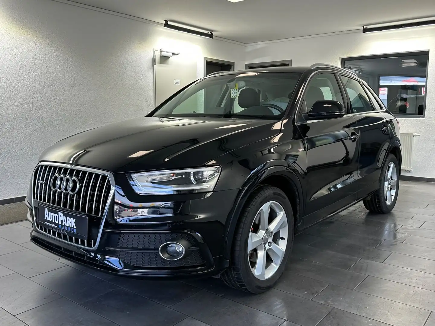 Audi Q3 2.0 TDI quattro S-Line* Pano*Xenon* Noir - 1