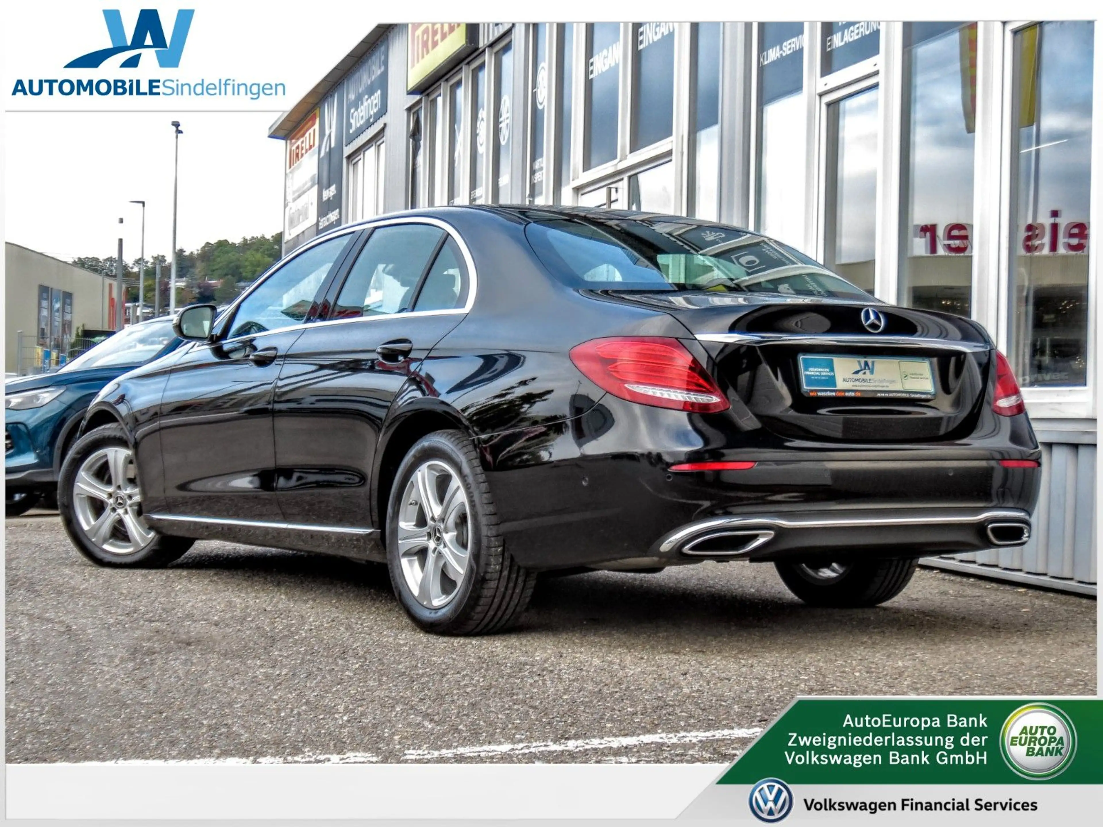Mercedes-Benz E 220 d Limousine HUD STDHZG NAVI LED TEILLEDER — photo 2