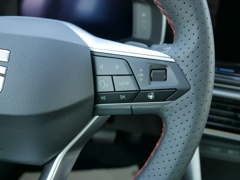 SEAT Leon Sportstourer FR 2.0 TDI Kombi DSG*NAVI*TEMPOMAT... — photo 13