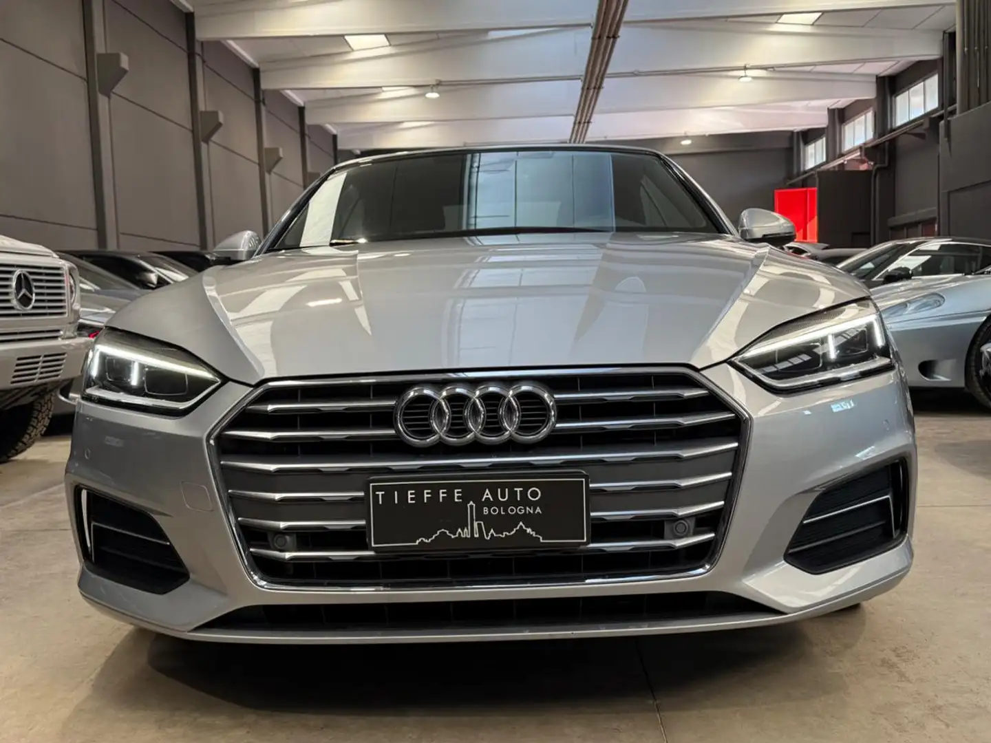 Audi A5 Cabrio 2.0 TDI 190 CV S tronic Business Sport Ezüst - 2