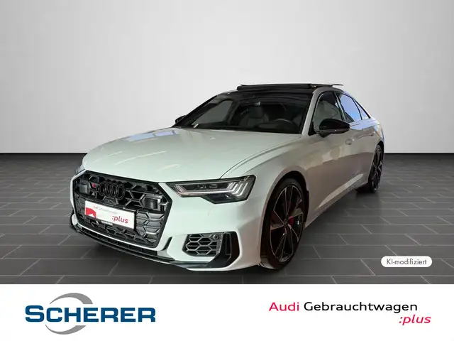Audi S6 .