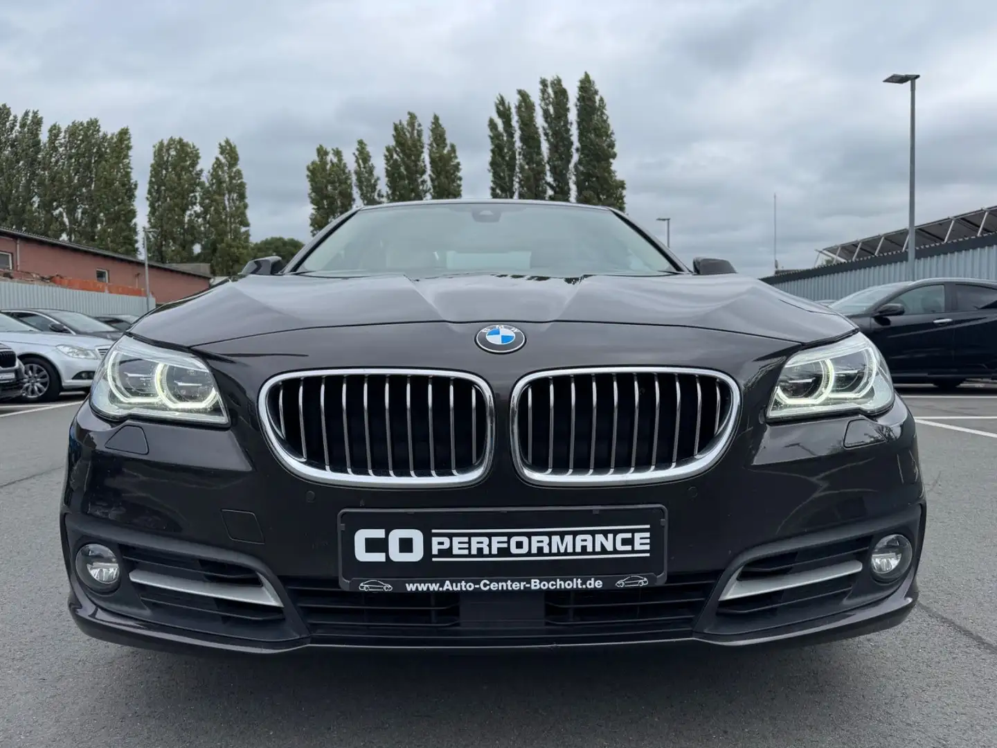 BMW 530 d *XDRIVE*LED*RFK*TÜV27*NAVI*1HAND*H&K Braun - 2