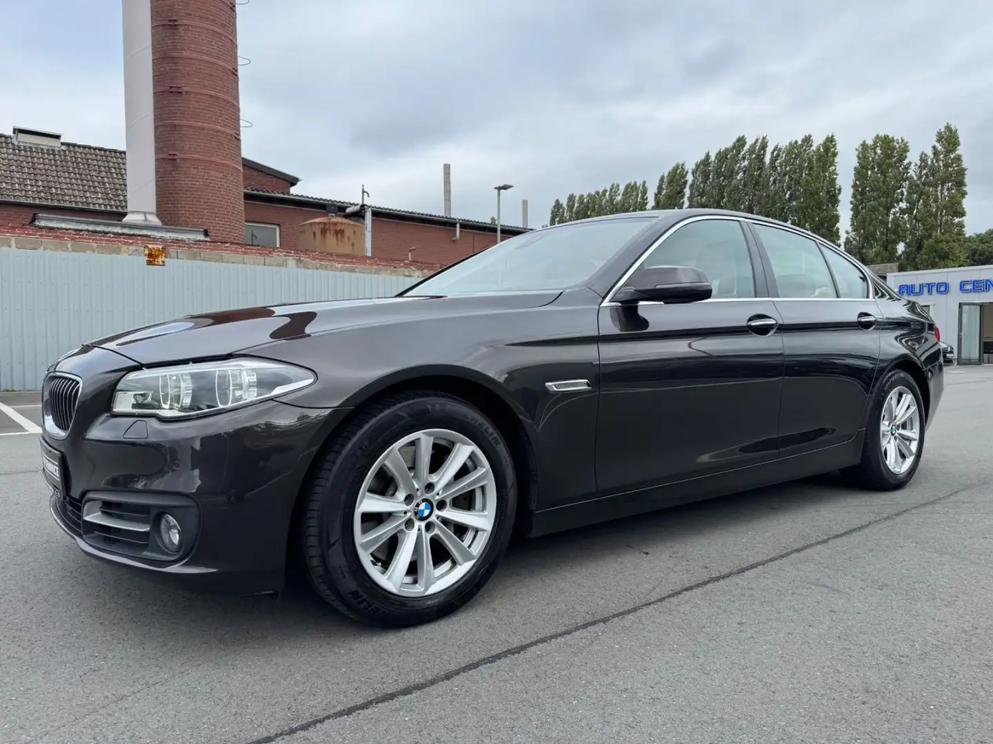 BMW 530 d *XDRIVE*LED*RFK*TÜV27*NAVI*1HAND*H&K Braun - 1