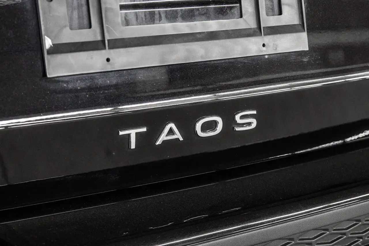 Volkswagen Taos снимка Volkswagen Taos