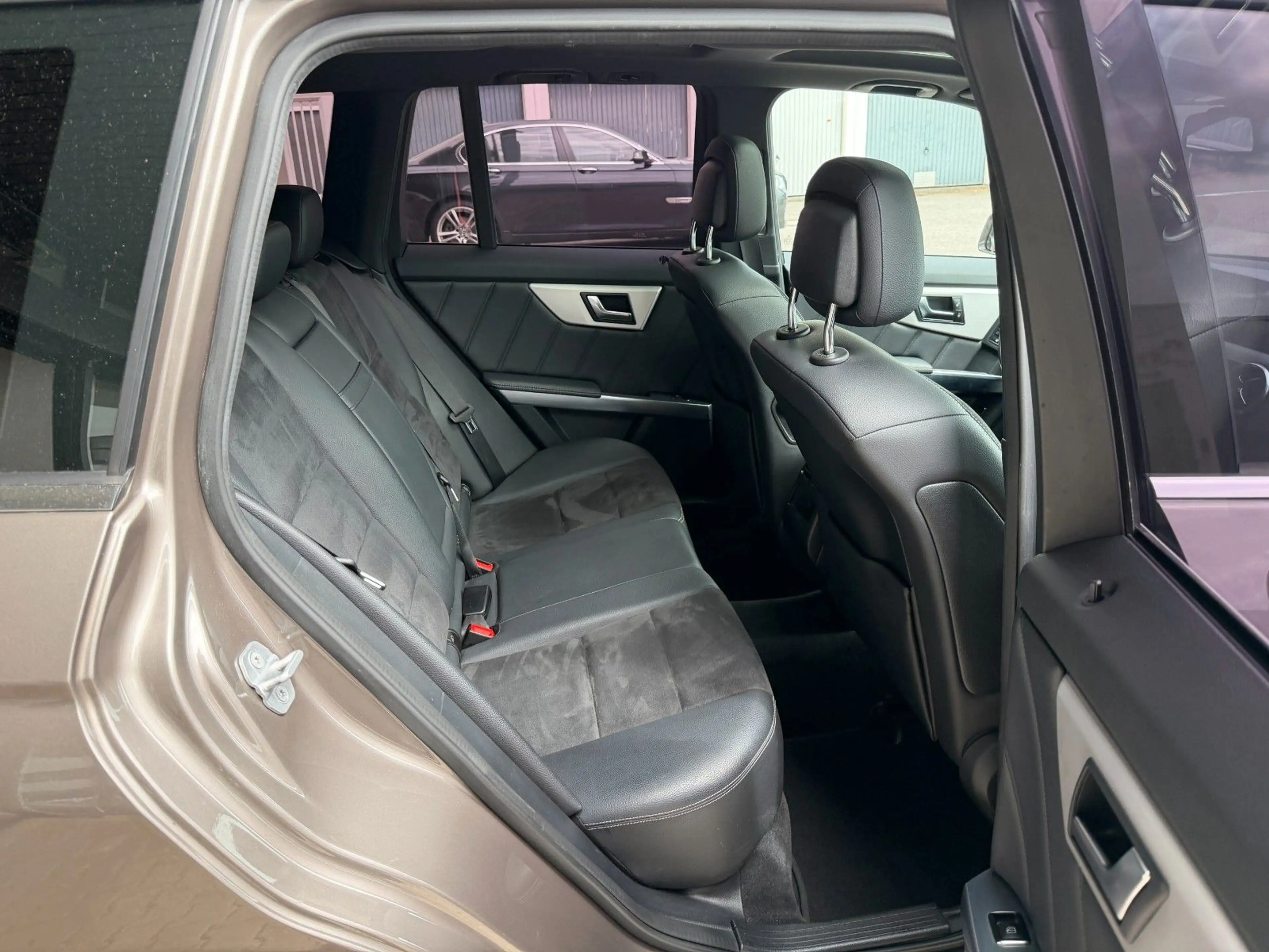 Mercedes-Benz GLK 350 CDI 4Matic/AMG/Navi/Panorama/360°/2.Hand — photo 14