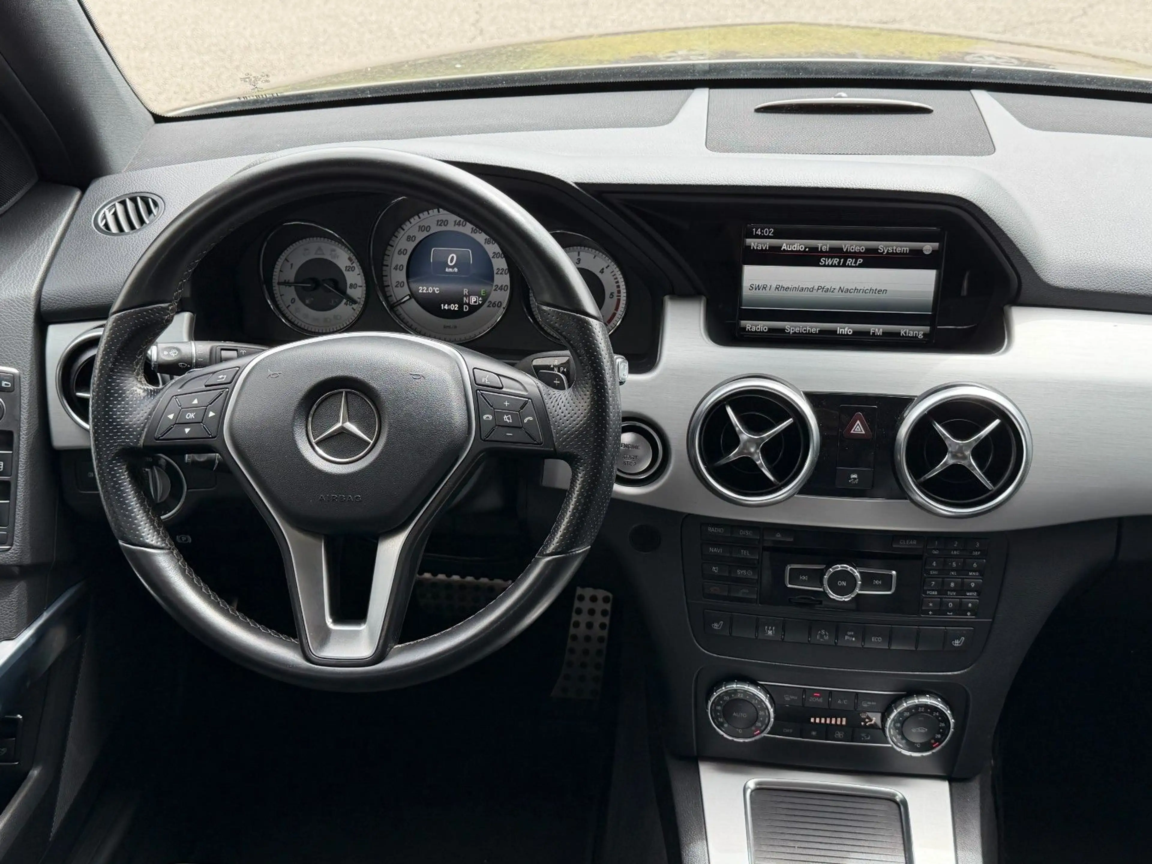 Mercedes-Benz GLK 350 CDI 4Matic/AMG/Navi/Panorama/360°/2.Hand — photo 15