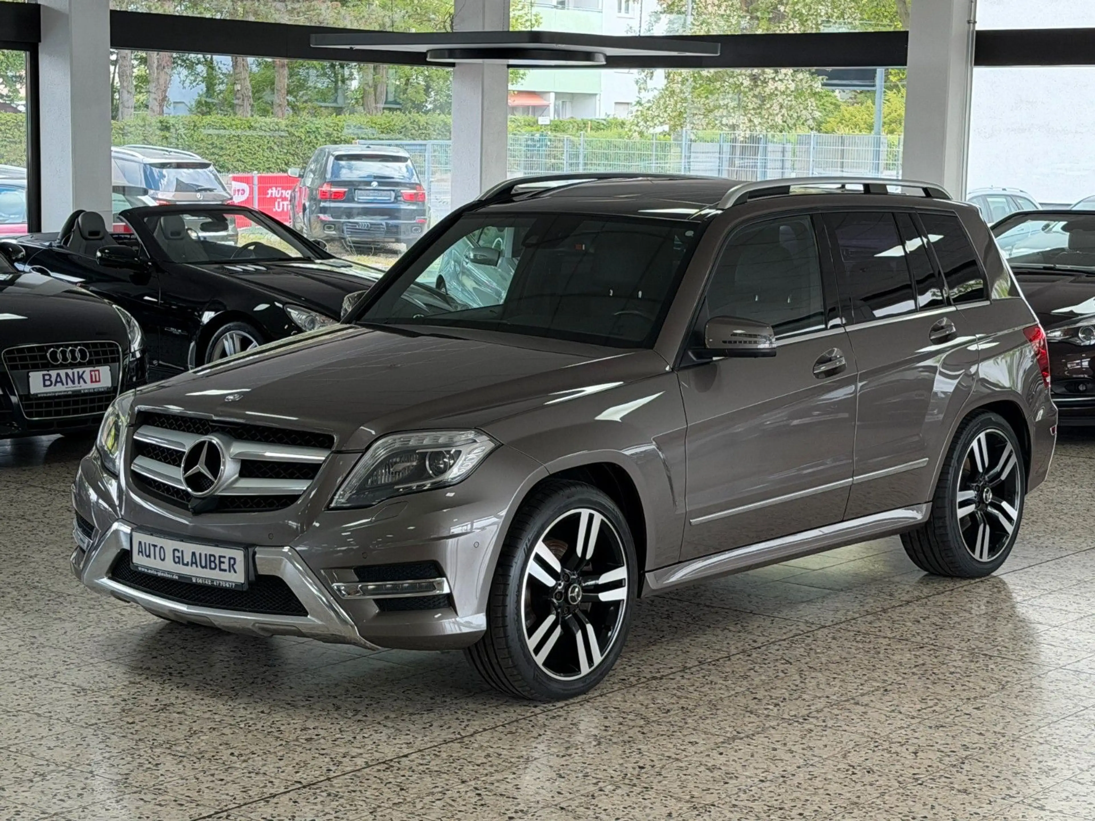 Mercedes-Benz GLK 350 CDI 4Matic/AMG/Navi/Panorama/360°/2.Hand — photo 3