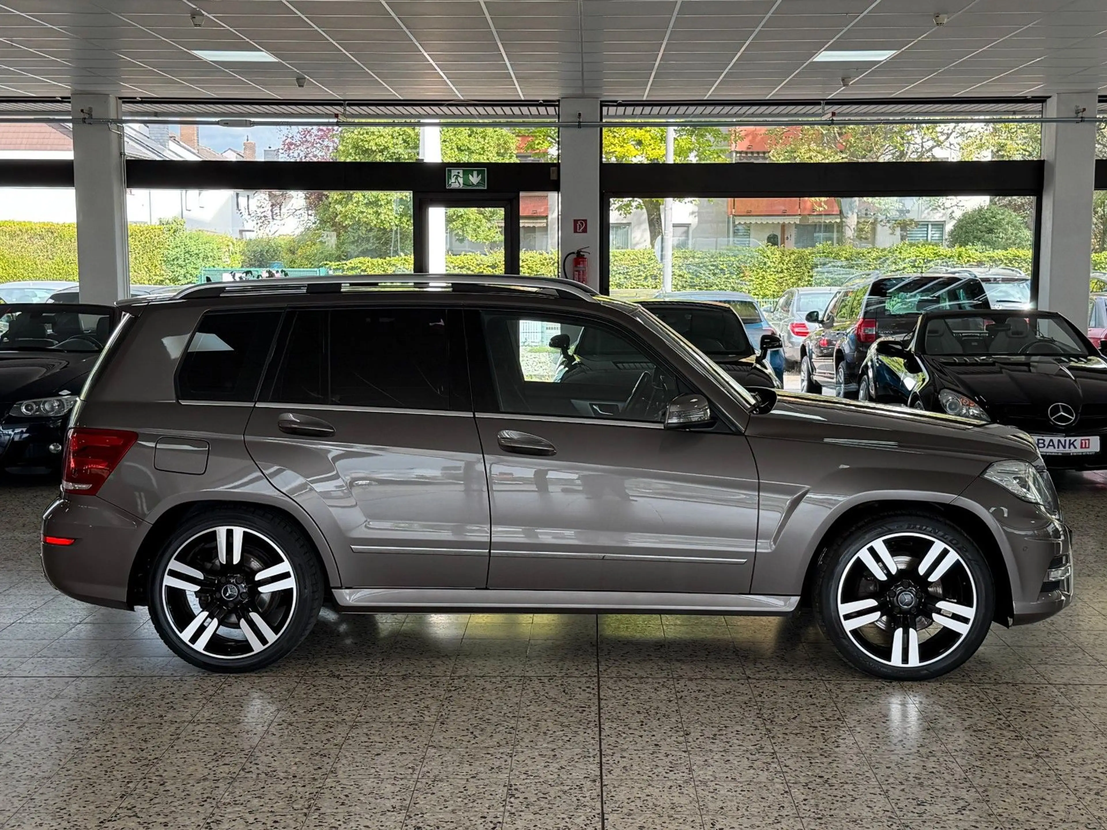 Mercedes-Benz GLK 350 CDI 4Matic/AMG/Navi/Panorama/360°/2.Hand — photo 5