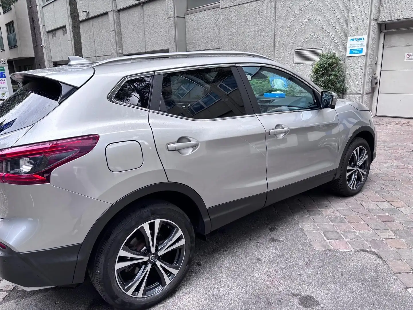 Nissan Qashqai 1.3 DIG-T N-Connecta DCT - 1