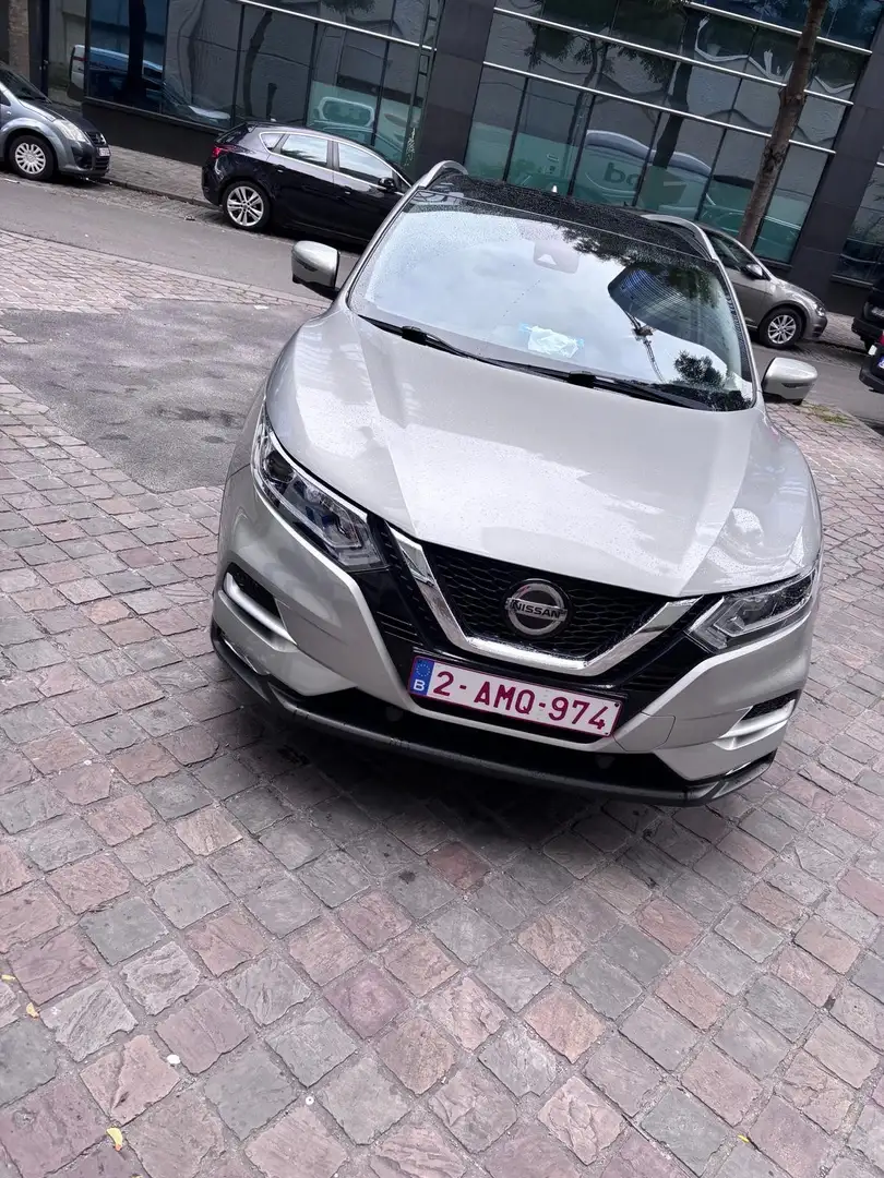Nissan Qashqai 1.3 DIG-T N-Connecta DCT - 2
