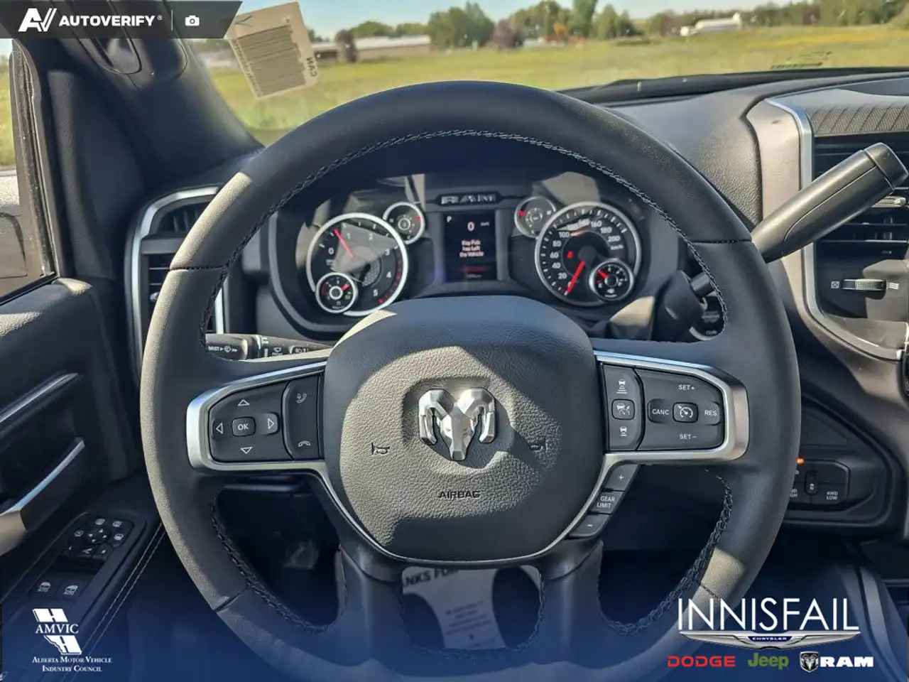 RAM 2500 снимка RAM 2500