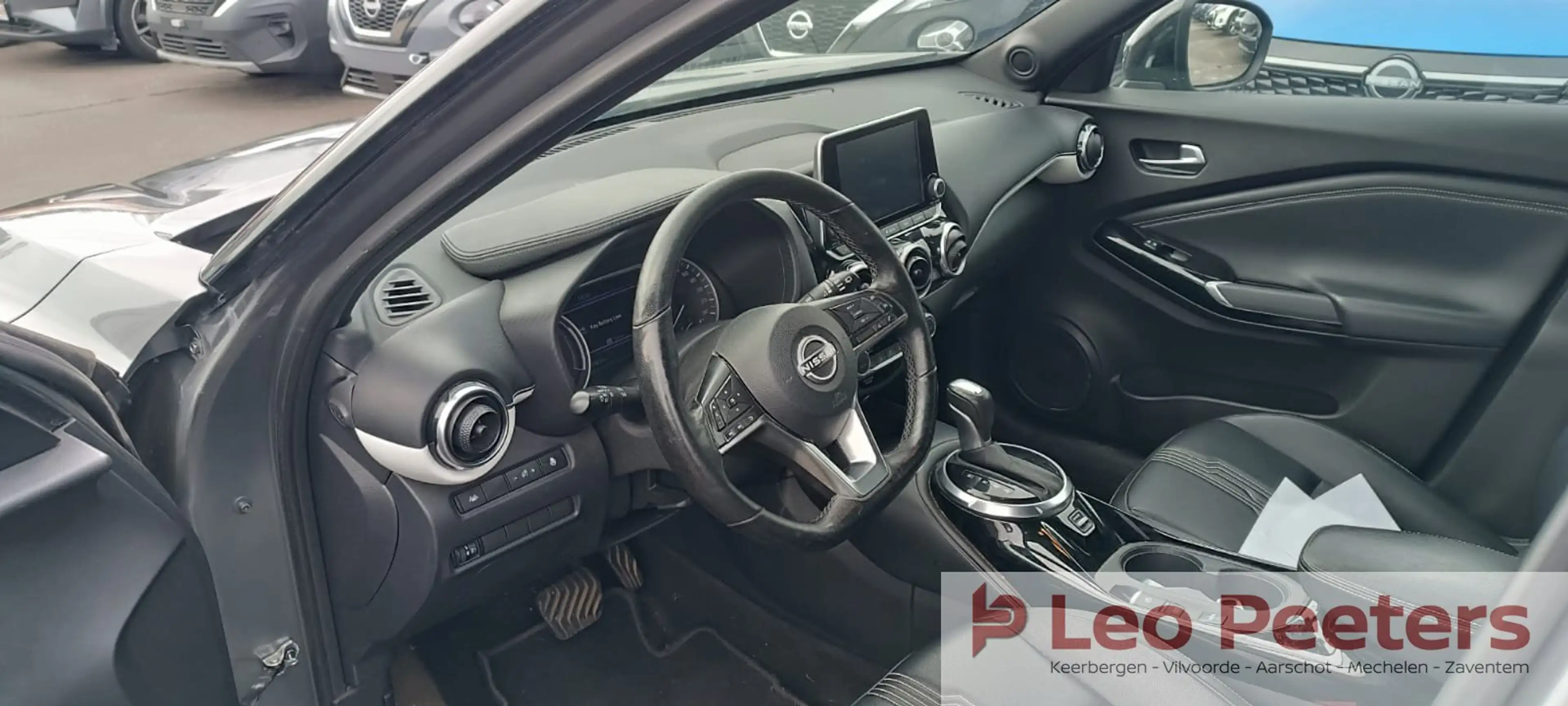 Nissan Juke HYBRIDE Premiere Edition AMT — photo 9