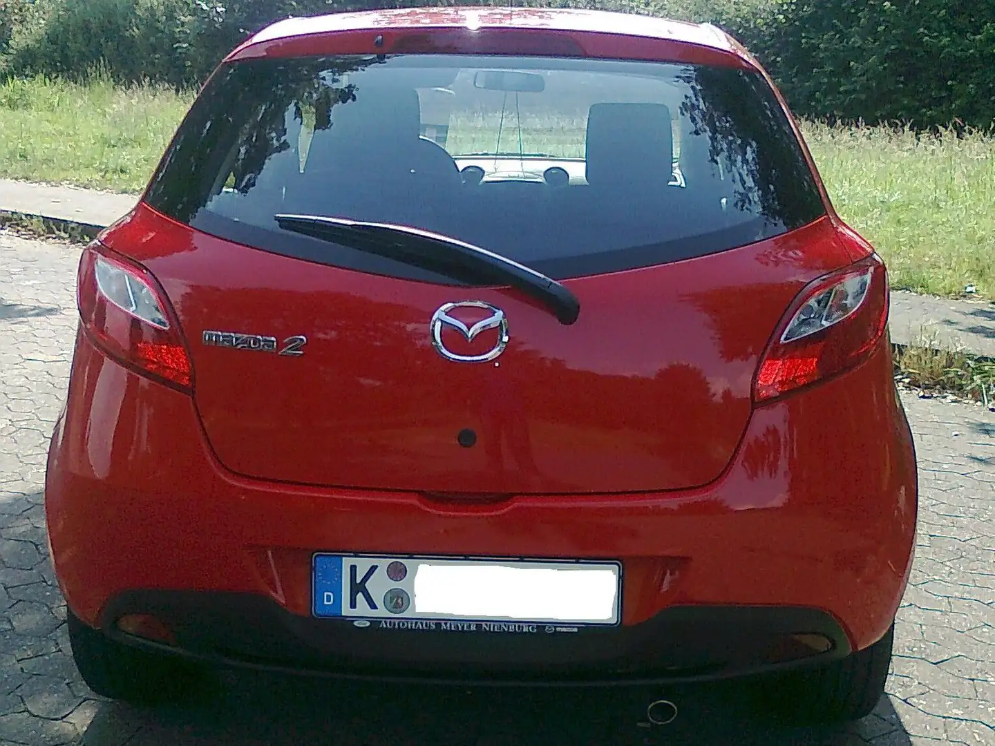Mazda 2 Rot - 2