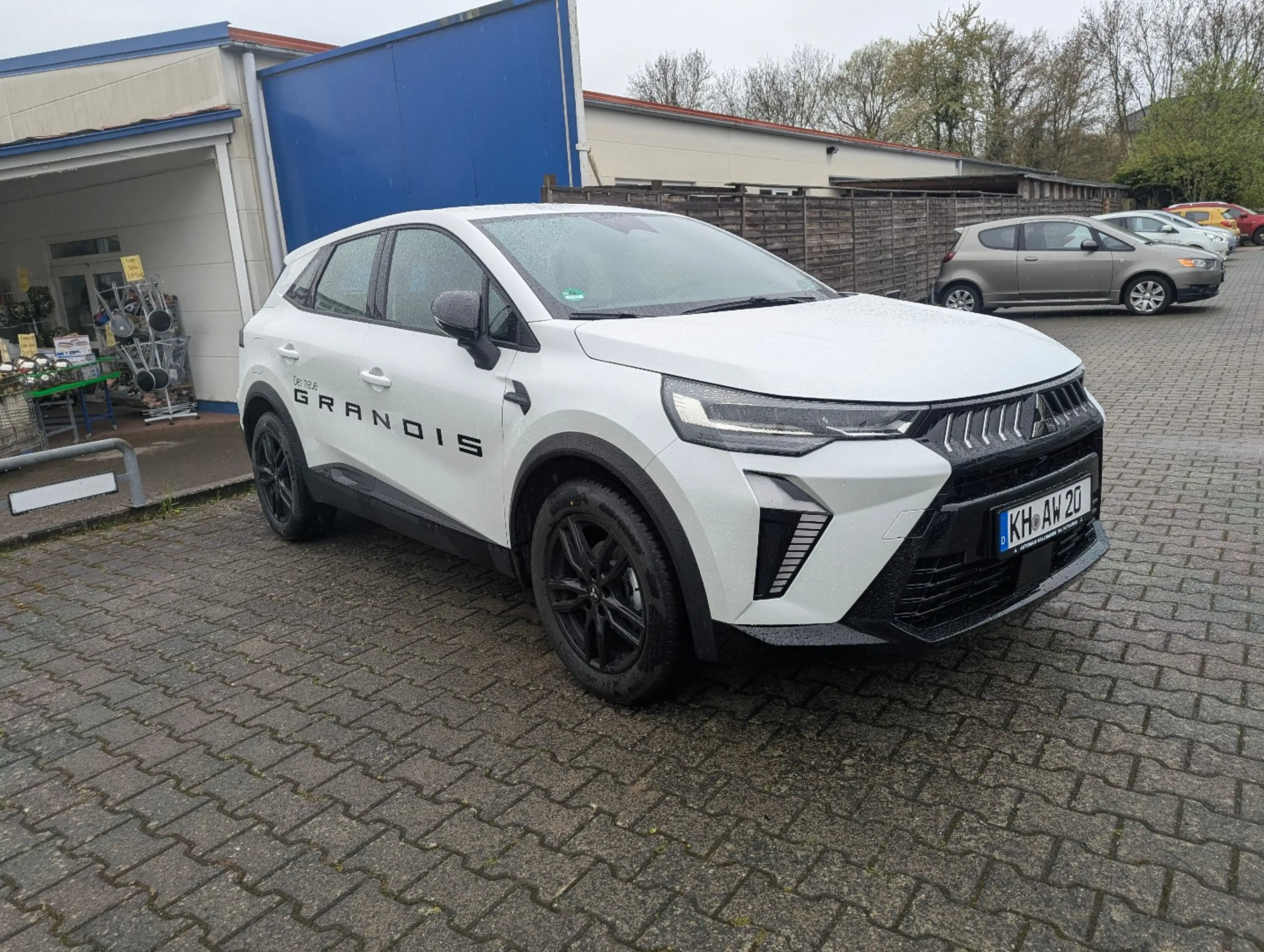 Mitsubishi Grandis Diamant PLUS 1.3 T-Benziner 7-DCT — photo 3