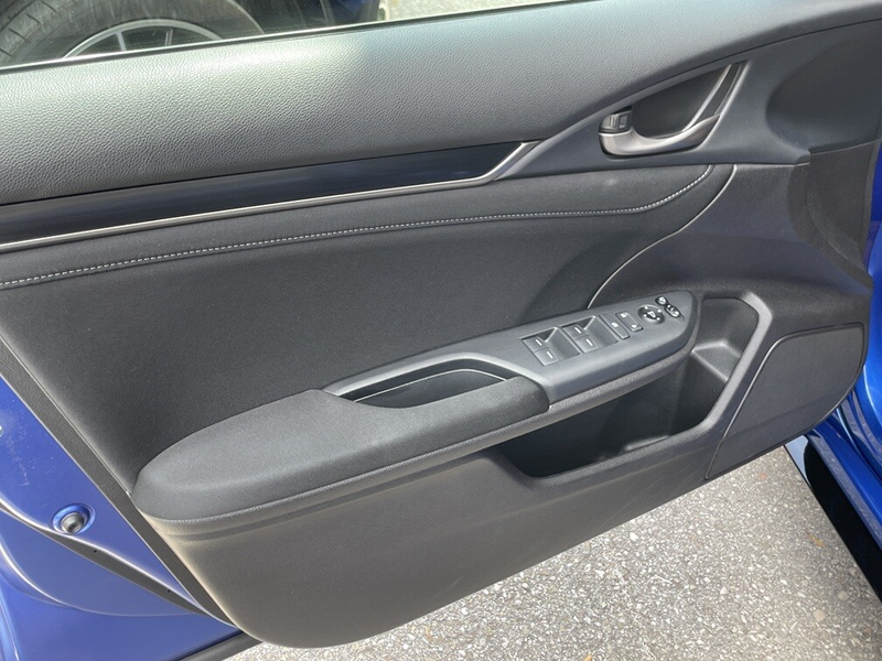 Honda Civic 1,5 VTEC Turbo Sport Plus — photo 10