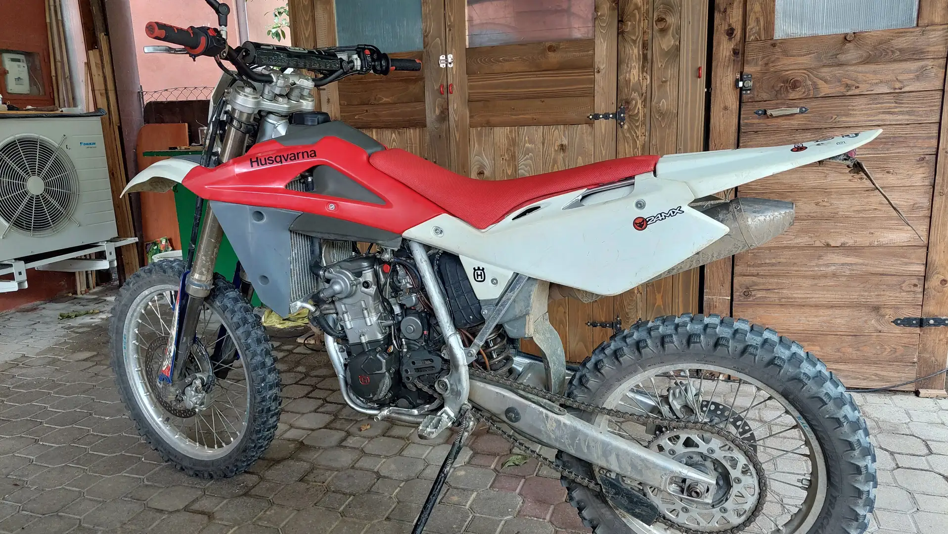Husqvarna TE 250 Piros - 2