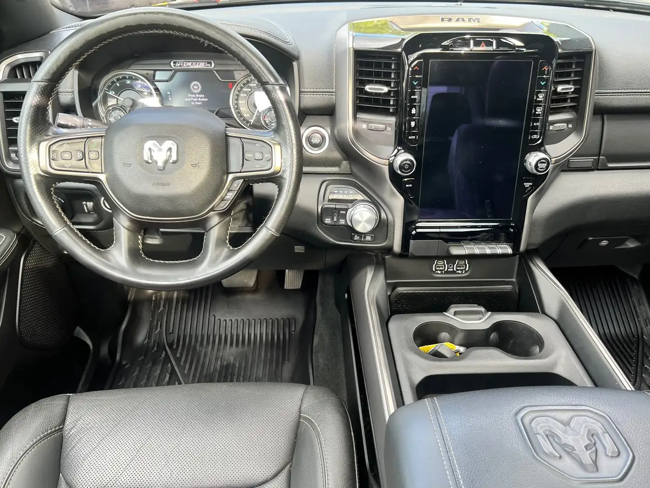 Dodge RAM 2022 — фото 12