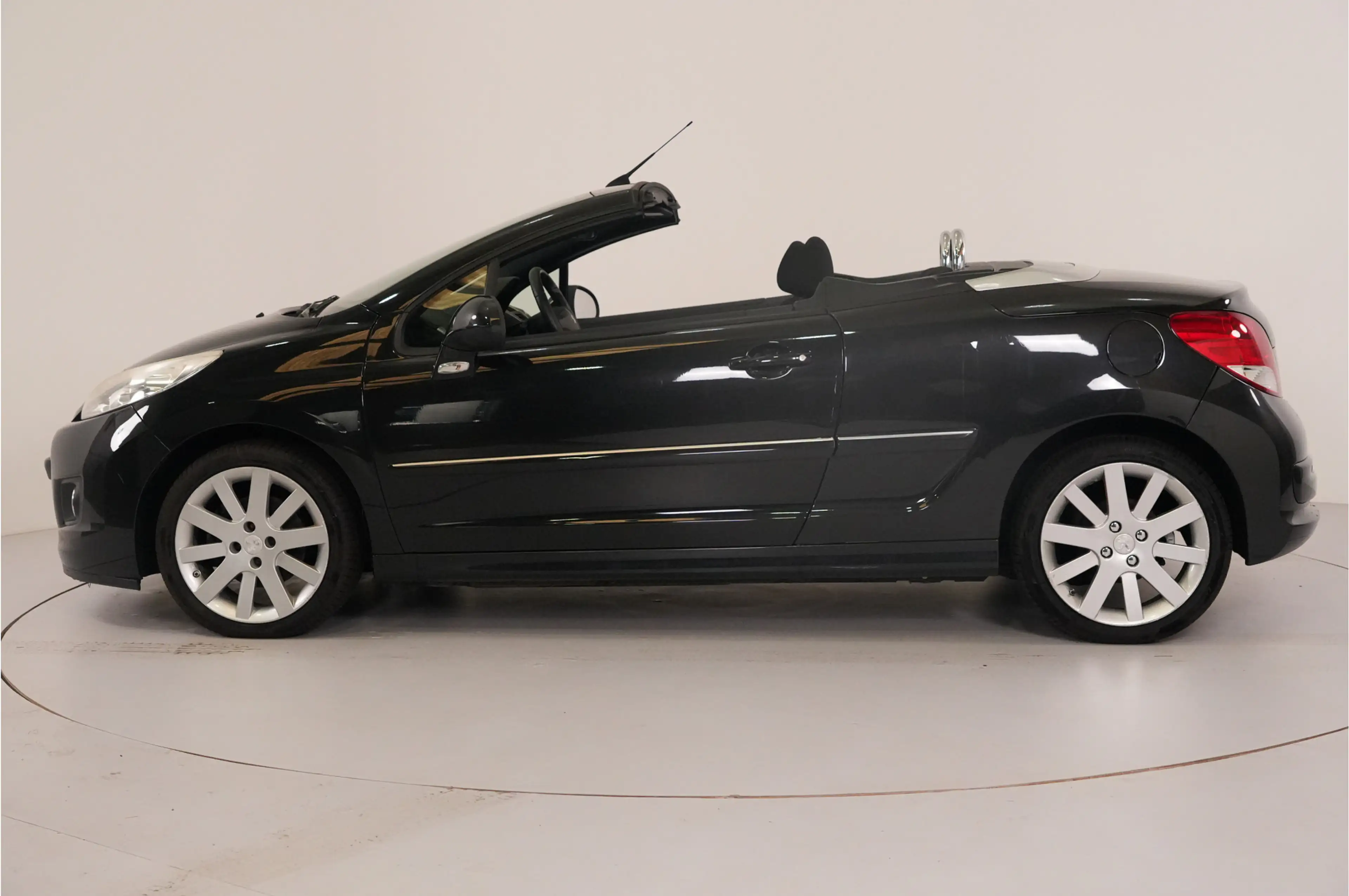 Peugeot 207 CC 1.6 VTi Roland Garros | Automaat | — photo 2