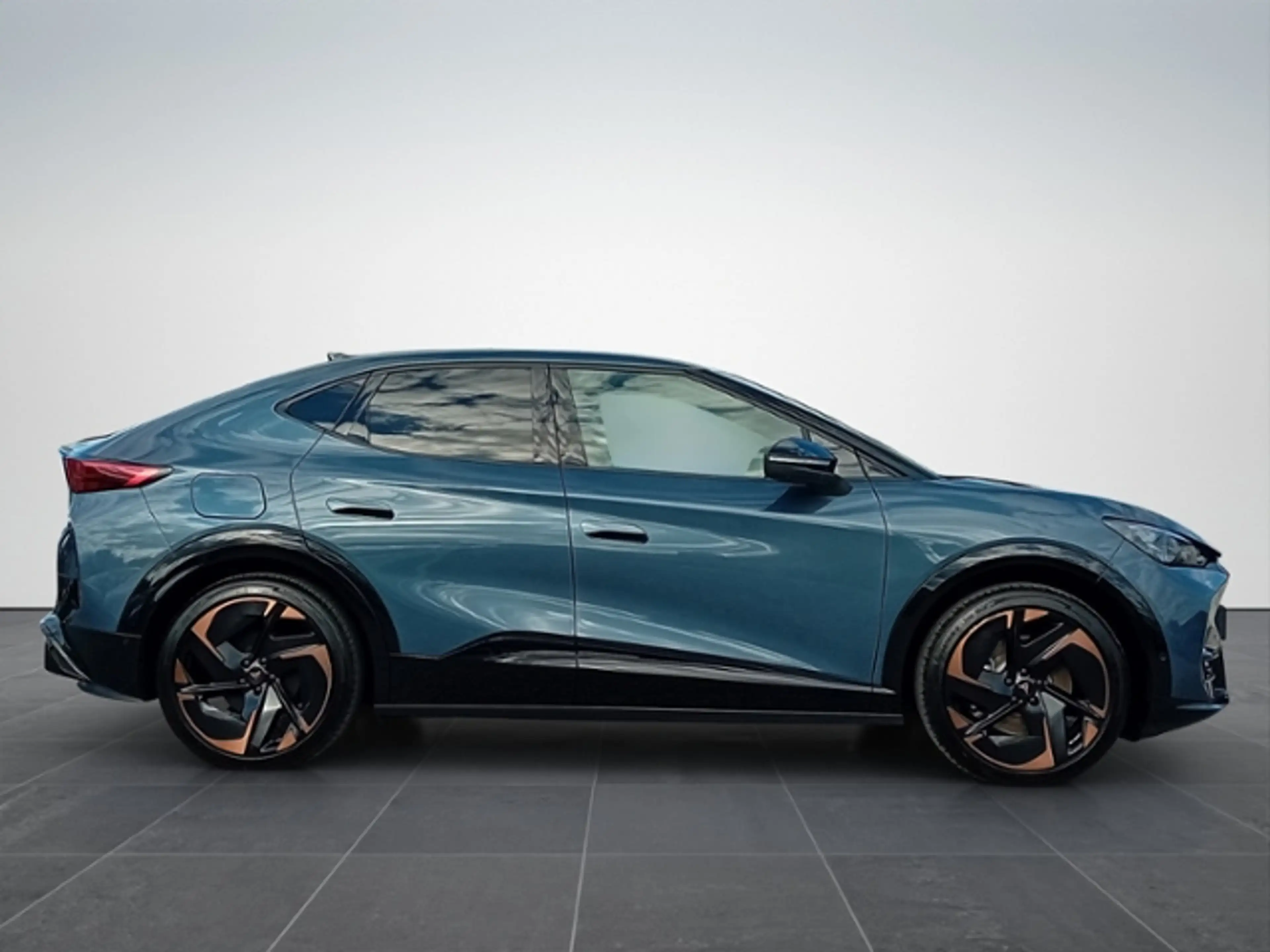 CUPRA Tavascan VZ 250 kW /77 kWh  -Adrenalin-Paket- — photo 8