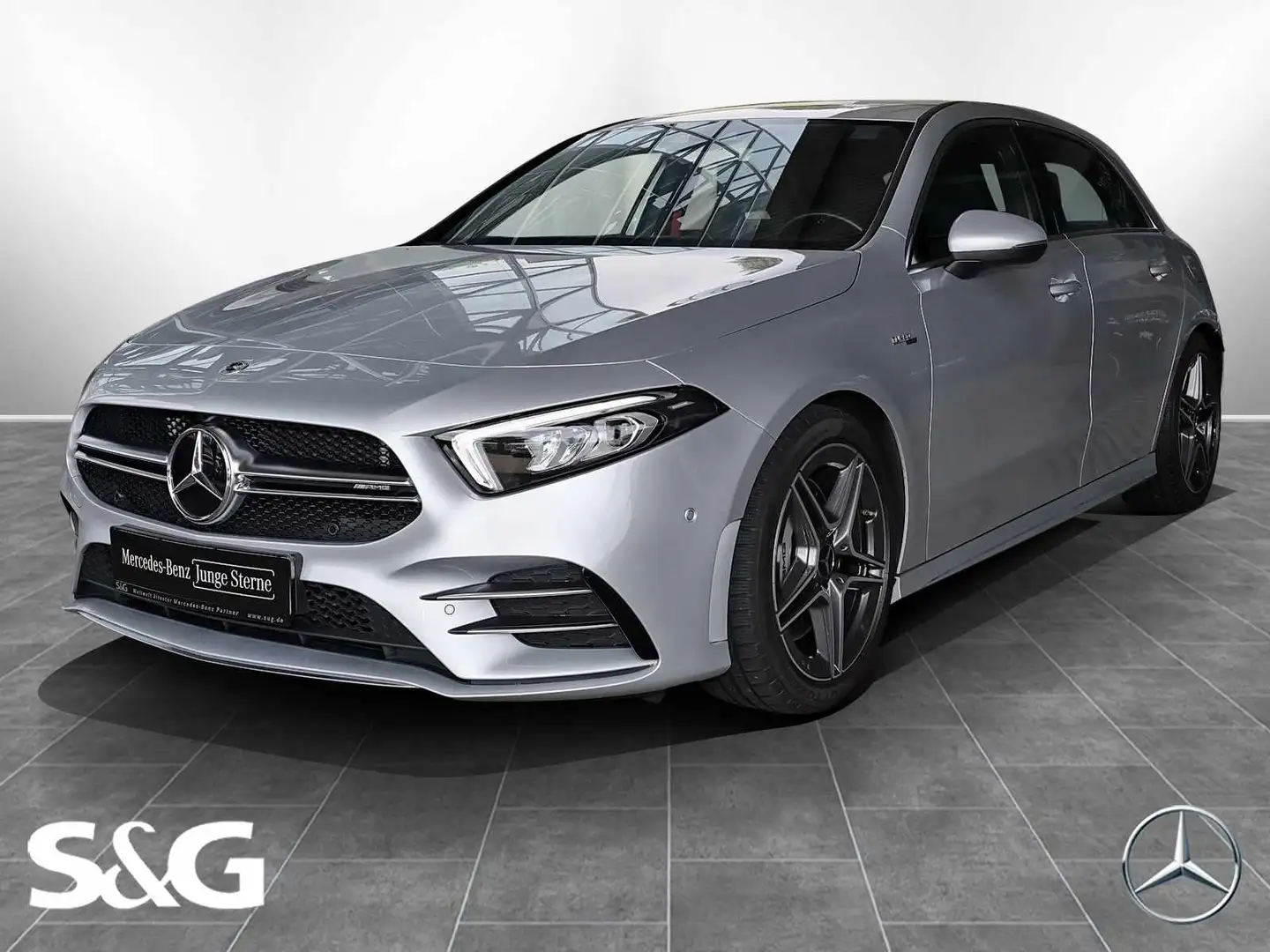 Mercedes-Benz A 35 AMG 4M AMG TOTWINKEL+CARPLAY+MBUX+LED+18" Ezüst - 1